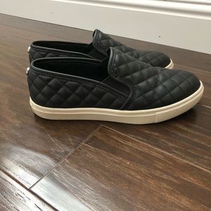 Steve Madden Slip-on